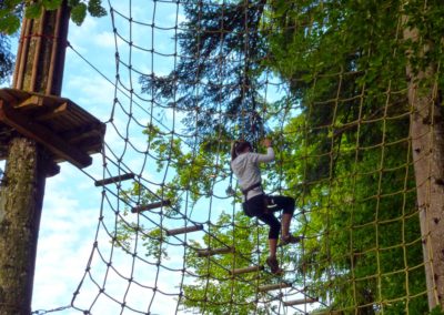 Jeu dans les arbres activité sportive Grand Bornand
